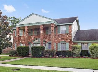 34 Grand Canyon Dr, New Orleans, LA 70131