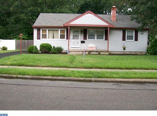 420 Magnolia Ave, Somerdale, NJ 08083
