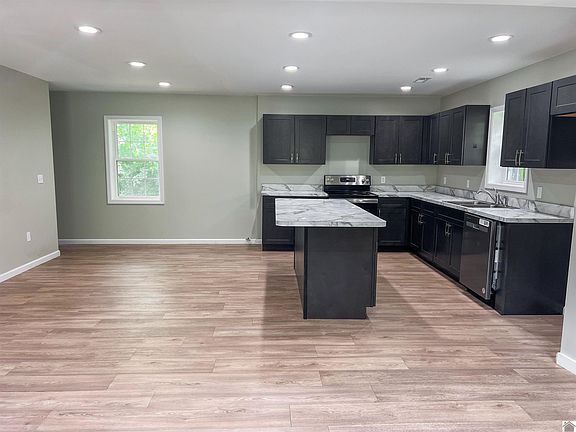 2nd image of 510 E Main St #512