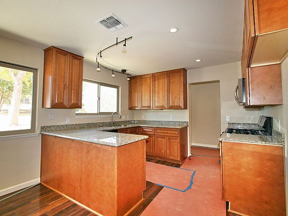 2nd image of 4250 Deer Creek Way