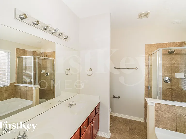 339 Primrose Way — Photo 10