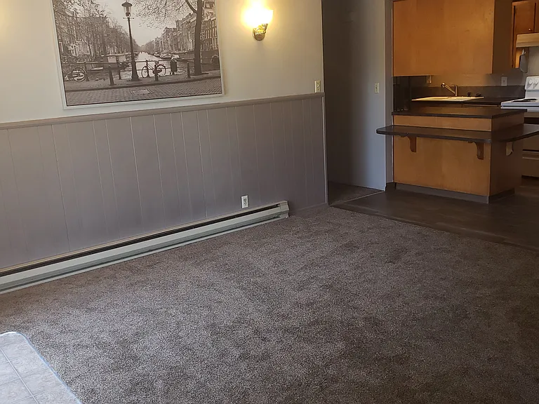 4012 Carson Dr SE — Photo 4