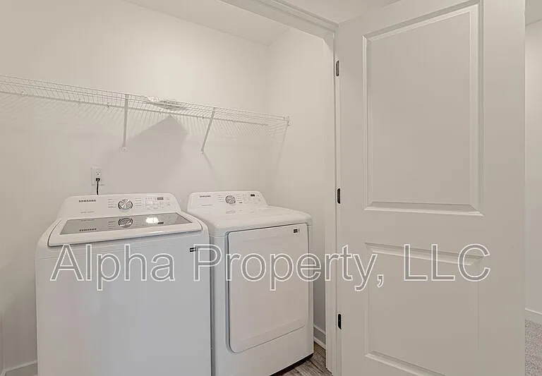 1455 Darrowby Way — Photo 10