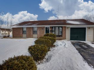 101 S Oltendorf Rd, Streamwood, IL