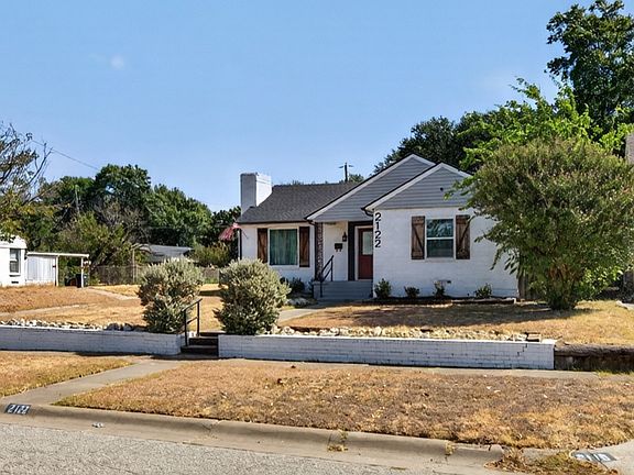 3rd image of 2122 Berwick Ave