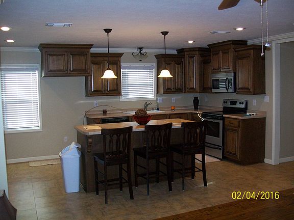Kitchen/Island