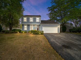 2483 Lawson Blvd, Gurnee, IL 60031