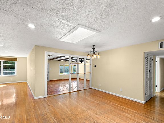 5th image of 214 Hermosa Ln