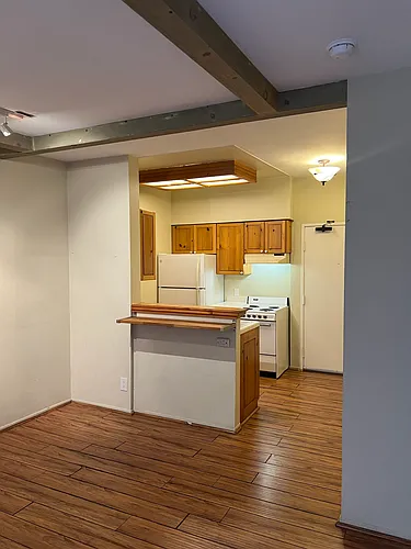 20234 Cantara St Photo 1