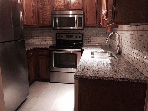 5th image of 1574 Maryland Club Dr #1