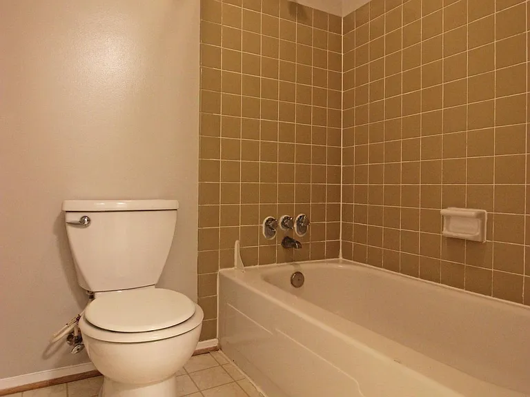 1662 Parkcrest Cir #400 — Photo 20