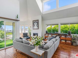 24 Westwind St APT C, Marina Del Rey, CA 90292