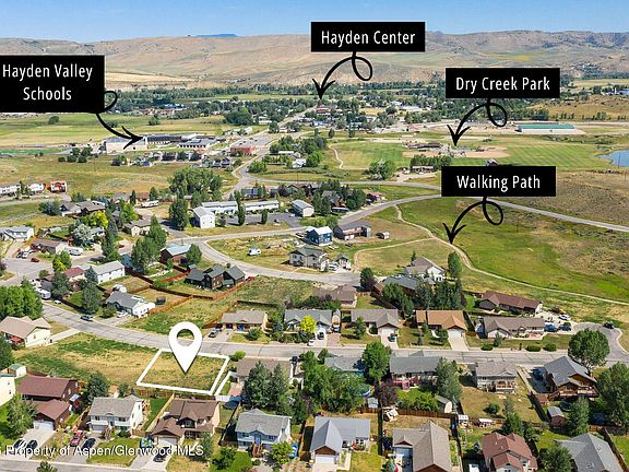 2nd image of 307 Honeysuckle Dr