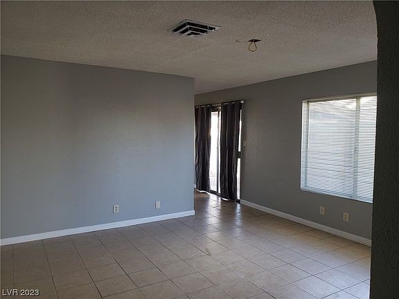 3rd image of 7022 Mountain Meadow Ln
