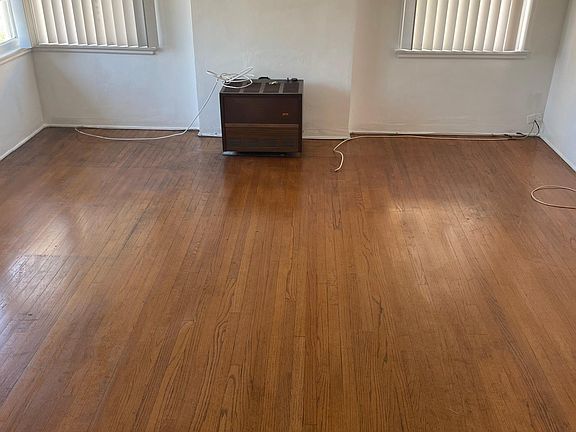 2nd image of 38 Bonito Ave #38