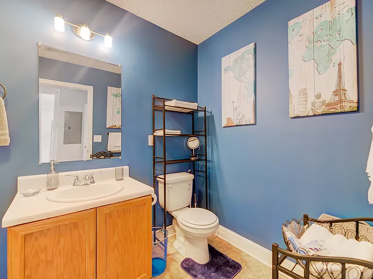 Laurel Leaf Ln — Photo 7