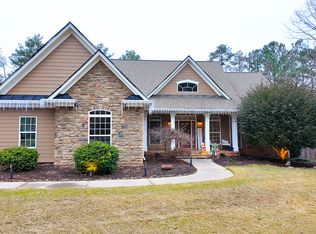 8179 Pineview Ct, Villa Rica, GA 30180