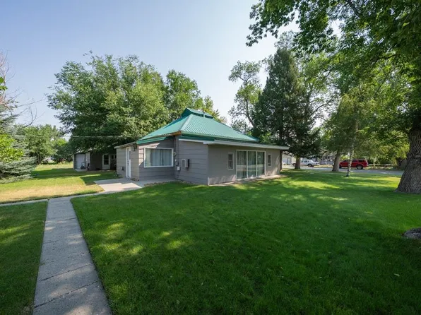 412 S 7th St, Basin, WY 82410