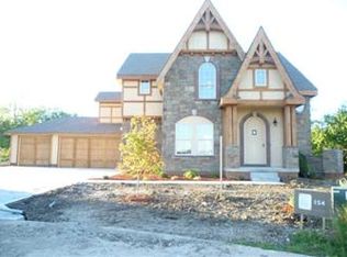 1264 SW Arborcrest Cir, Lees Summit, MO 64082