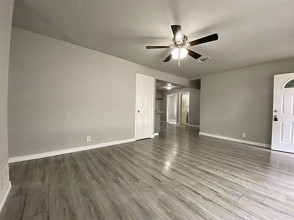 5th image of 1101 Highland Dr
