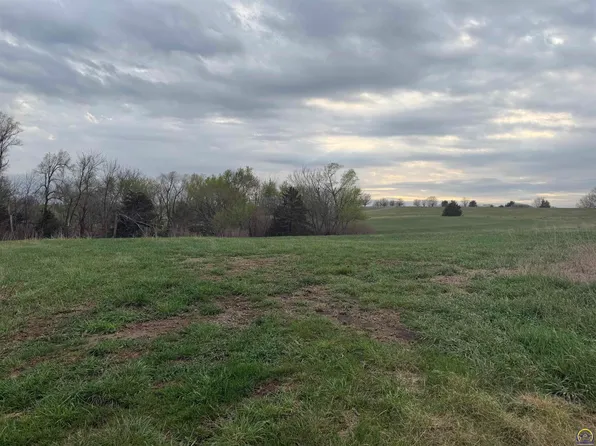 0 M Rd, Holton, KS 66436