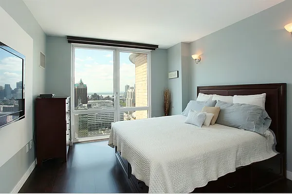 Sold by Corcoran | media 2