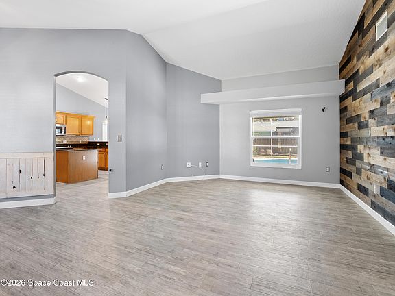 5th image of 1402 Old Millpond Rd