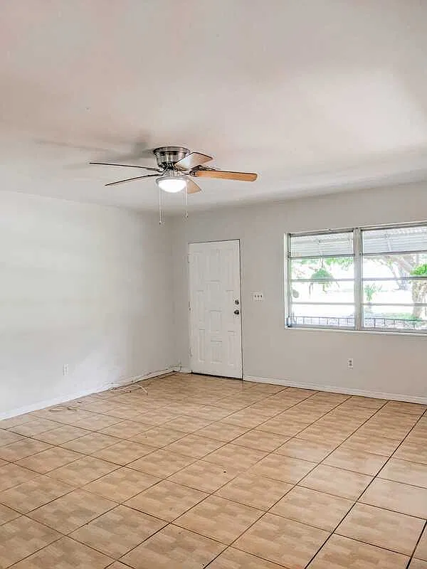 2 bed, 1.0 bath, 1320 sqft, $2,195 — Photo 4