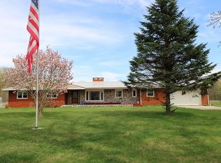 1696 Roods Lake Rd, Lapeer, MI 48446