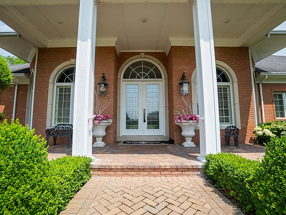 3rd image of 1148 Ontario Ct