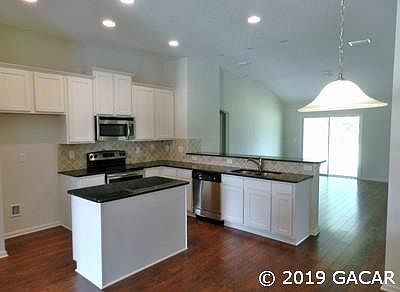 5th image of 8262 NW 51st St