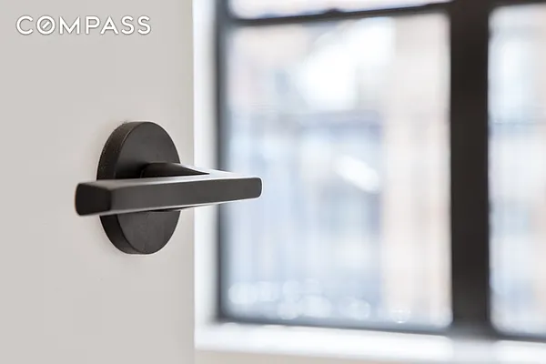 Rented by Compass | media 47