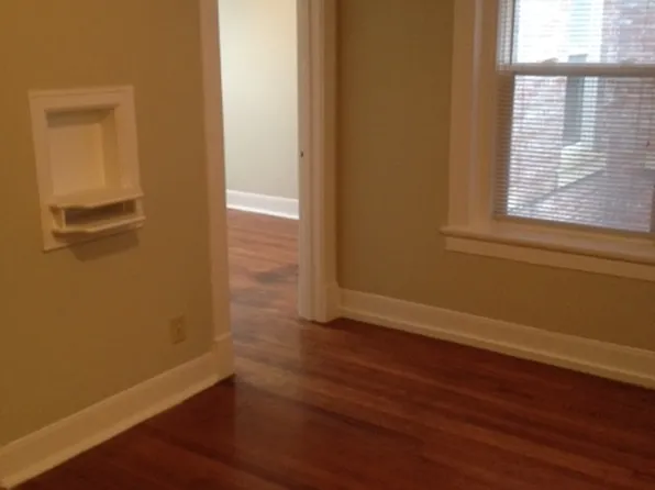 1002 S 2nd St #6, Springfield, IL 62704