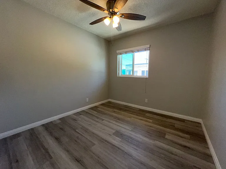 915 S Mesa St — Photo 13