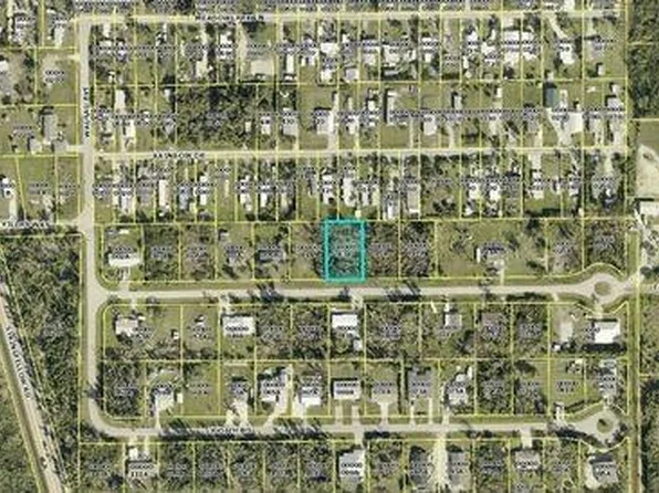 5598 Easy St #13A, Bokeelia, FL 33922