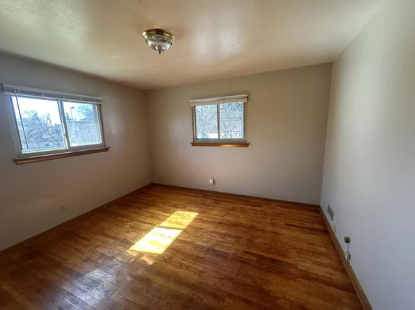 N89W15848 Main St, Menomonee Falls, WI 53051