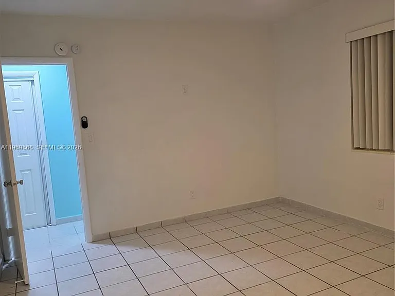 2101 Calais Dr #8 — Photo 11