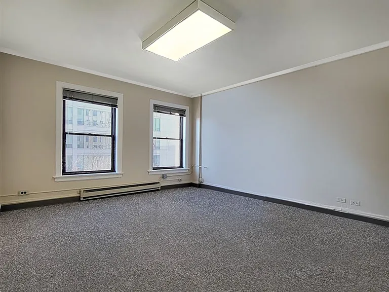 5401 Cornell by 3L Living — Photo 25