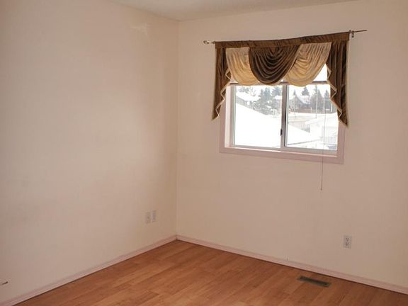 3rd image of 187 Kirkwood Ave NW