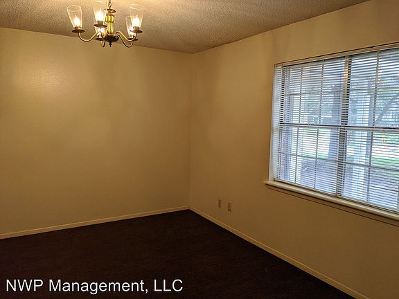 3rd image of 716 S Donnybrook Ave #B