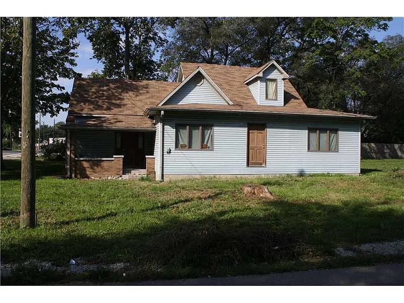 2814 Maywood Rd photo 1