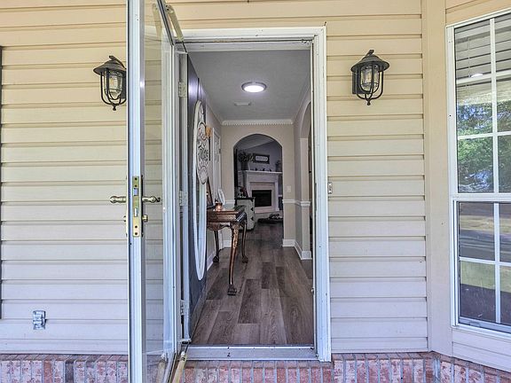 2nd image of 60 Bogey Ln