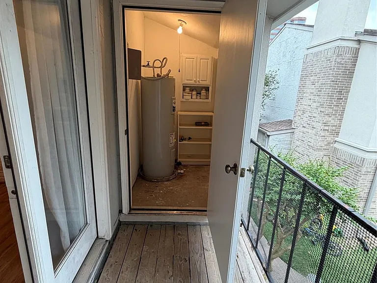 2425 Augusta Dr #36 — Photo 9