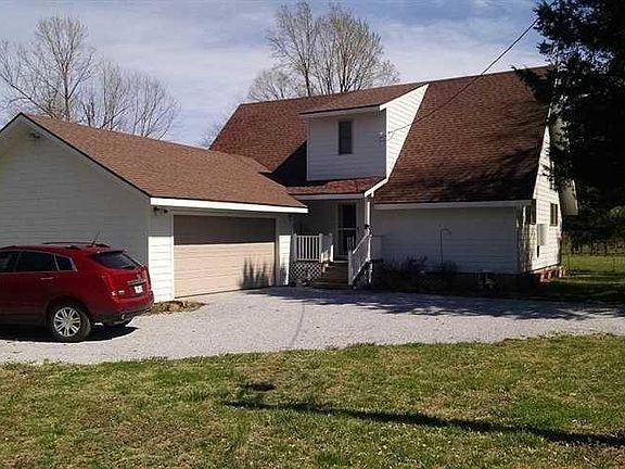 3rd image of 13430 Farm Road 2125