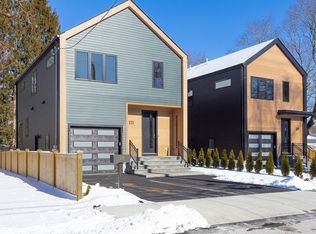 111 Albemarle Rd, Waltham, MA 02452