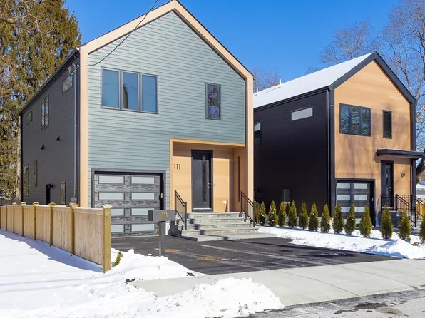 111 Albemarle Rd, Waltham, MA 02452