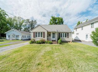 320 Brookfield Rd, Syracuse, NY 13211