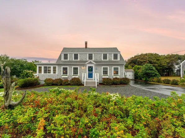 (undisclosed Address), North Falmouth, MA 02556