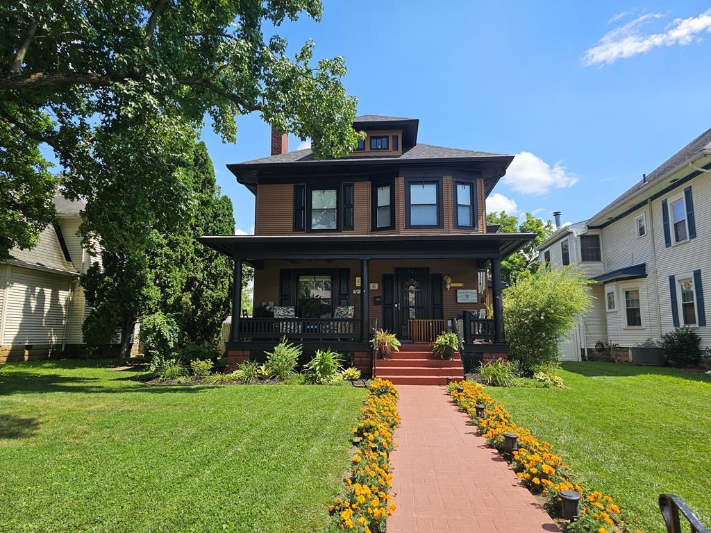 Real estate listing image