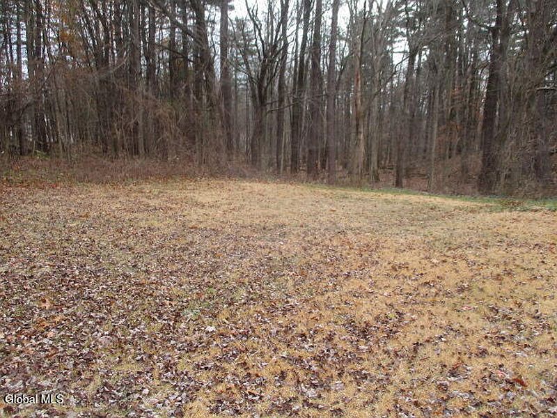 3rd image of 257 Lapp Road